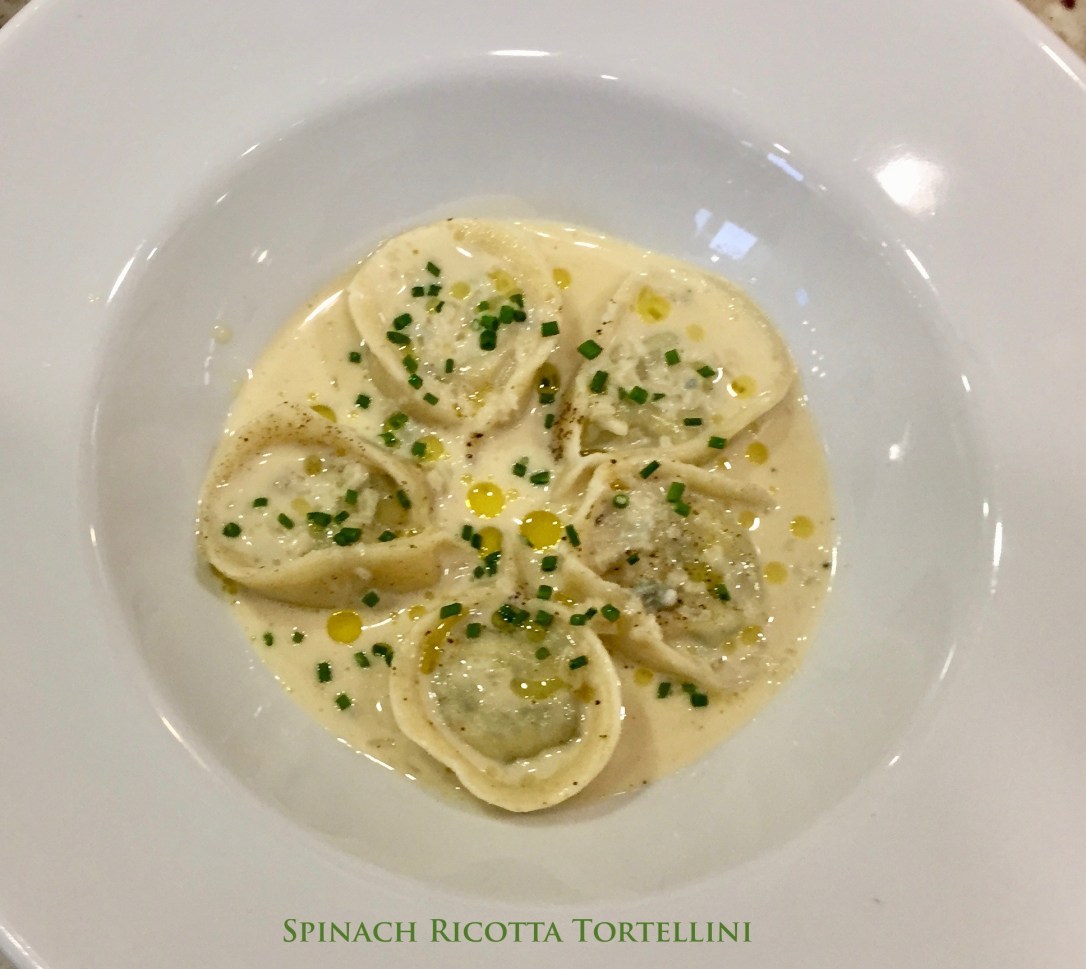 16 Spinach Ricotta Tortellini